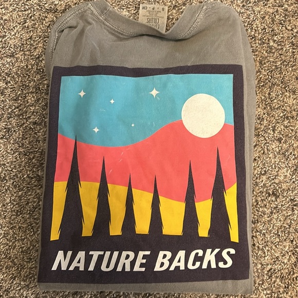 Unisex nature backs size small long sleeve - Picture 2 of 3